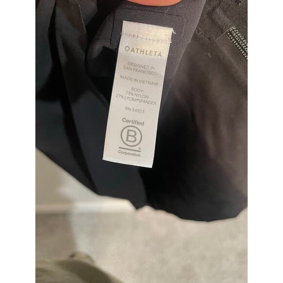 Athlet Interstellar Bike‎ Tunic in Black - Picture 10 of 11